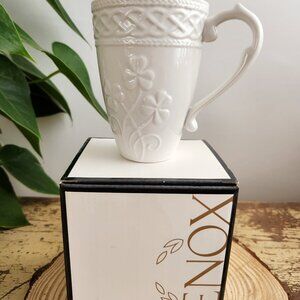 Lenox Irish Carved Mug 13 Oz Coffee Cup Mug Embossed Clover & Celtic Design